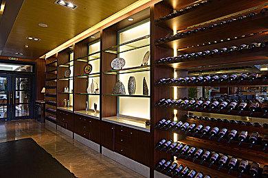 《战锤西格玛时代：风暴之地》现已在Epic Games Store上推出！